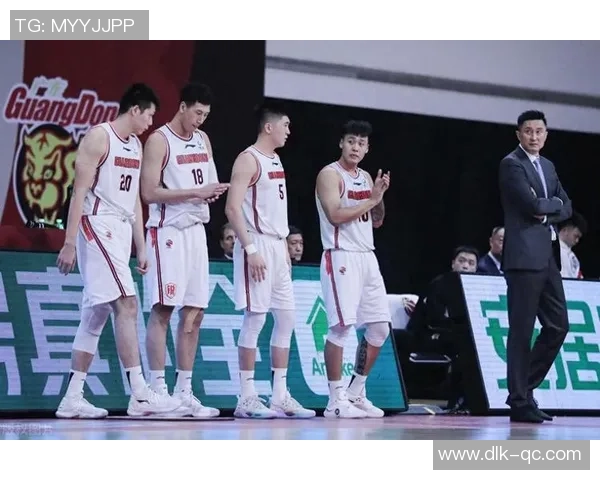 南京网球队以92分领跑挑战赛积分榜展现强大实力与团队合作精神