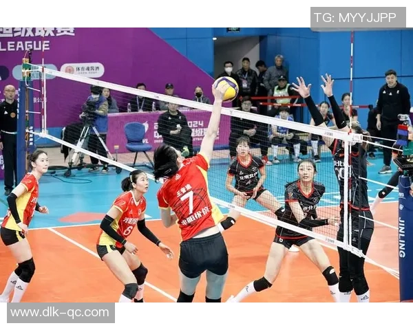 赛后分析:北京排球队与上海排球队在比赛中的灵活性对比探讨 赛后分析:北京排球队与上海排球队在比赛中的灵活性对比探讨